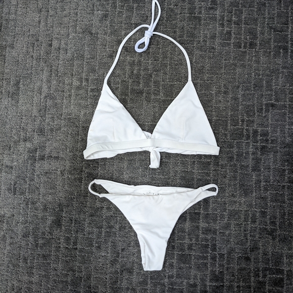 Salt and Coco bikini set - Picture 2 of 11